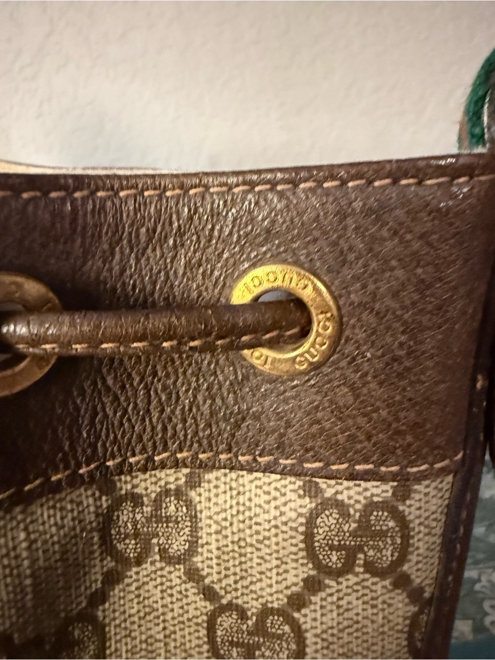 Gucci Brown GG Supreme Canvas Bucket Crossbody Authentic Vintage - Picture 3 of 8
